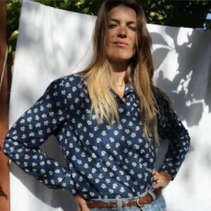Classic Button Up top in navy blue with ditsy floral - chic vintage sezane style